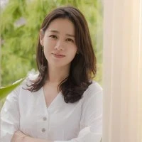 จันทร์จ้าว(แม่ของพระเอก)