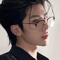 นที ( พ.อ )💫