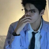 ซาน(พ่อนางเอก+พี่สาวนางเอก)