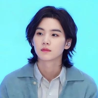 Min Yoongi (Science Teacher)