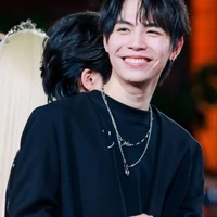 เฟิร์ส