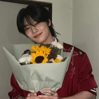 ยาง จองอิน(เพื่อน)