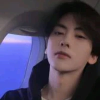 ธาม,,เพื่อนพระเอก,,