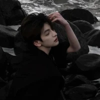 หยาน : ลูกน้องธนา