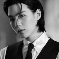 Yoongi Teahungs secretary