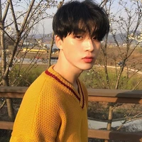 ซีเนีย(นายเอก)