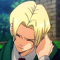Lloyd(พ.อ)