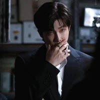 Namjoon *Alfa dominante*