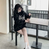 มีนา