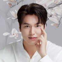 พ่อนางเอก