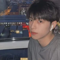 ฟิวส์(นายเอกของนิยาย+กะเทยสมปอง)