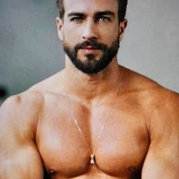 Gustavo