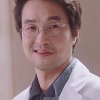 Kim Sabu ( Dokter Umum )