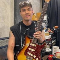 ตูน(มือกีตาร์)