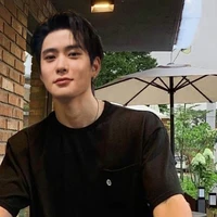 เลย์(พ่อ พ.อ)💞