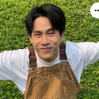 นํ้าผึ้ง(เพื่อนนายเอก)