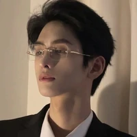 ไนท์ (พระเอก)