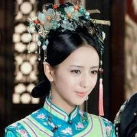ตีเหมย -พี่สาวคนที่2 น.อ-