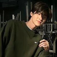 ทาเนีย เพื่อน พ.อ พี่น.อ