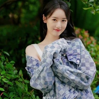 กอบัว(น้องสาวพระเอก)
