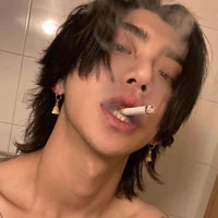 บาส ( เพื่อนนายเอก )