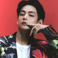 KIM TAEHYUNG