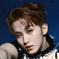 MARK LEE