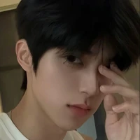 วา(พอ.+ประธานนักเรียน🤔)