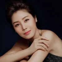 Park kyung(fl aunt)