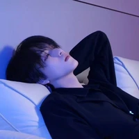 แบล็ค•พระเอก•