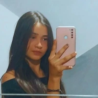 Helena Dominic Smith◇