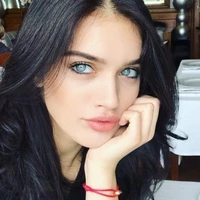 Carla lombardo ( amiga de rosela)
