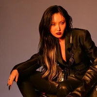 hwasa {Dominant alpha}