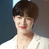 นุนิว