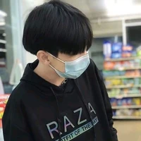 สกาย(เพื่อน พ.อ เเฟนไตตั้น)