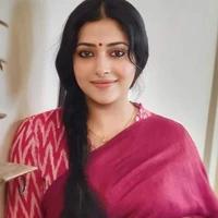 Shreya Kapoor( fl mom)