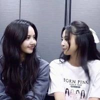 Jennie e Lisa