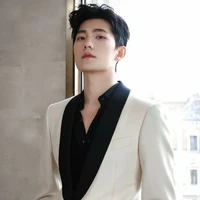 พีเจ ( พี่ชาย ) โซเฟีย