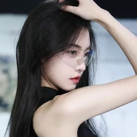ชิม่อน(นางเอก)
