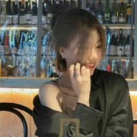 หมวย [เจ้าของร้าน+เพื่อนแม่พอ.+นอ.]