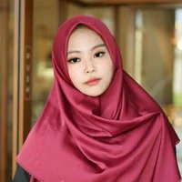 Adina(ibu Adrian)