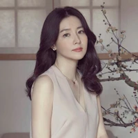 พราว