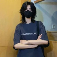 แพรไหม(ครูฝึกยุทธ+ผู้ดูแลหอพัก)