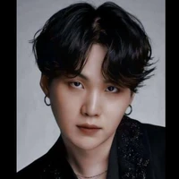suga 😘 ( jk personal minister)