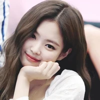 Kim Jennie/Jen/Omega