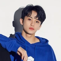 MARK JUNG