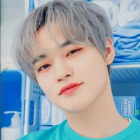 Zhong Chenle(Mama)
