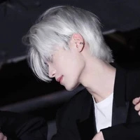 เพทาย พระเอก