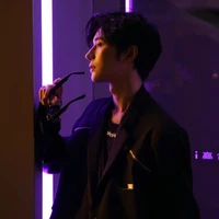 ทิว(ผู้ช่วย+มือขาวพวกพอ.)
