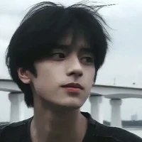 เคียงเขา {นายเอก}